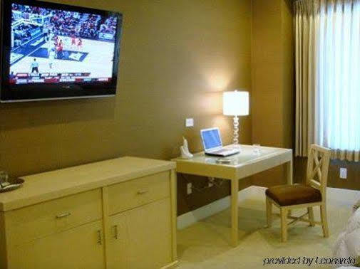 Rocky River Inn New Milford Room photo