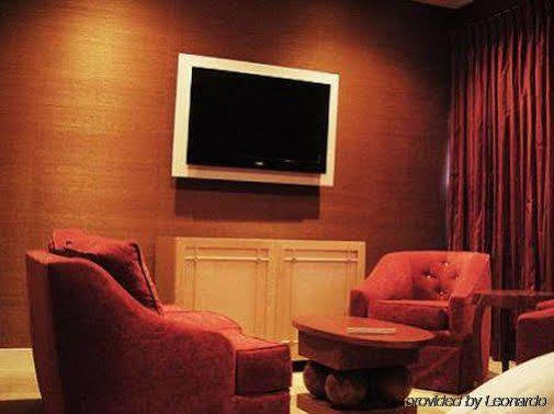 Rocky River Inn New Milford Room photo